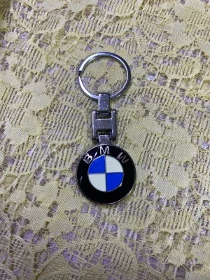 BMW nyckelring i metall