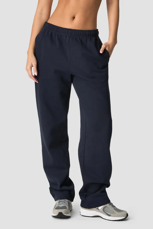 ICANIWILL - Everyday Straight Leg Sweatpants Navy - Träningsbyxor - Dam - Träningskläder från ICIW