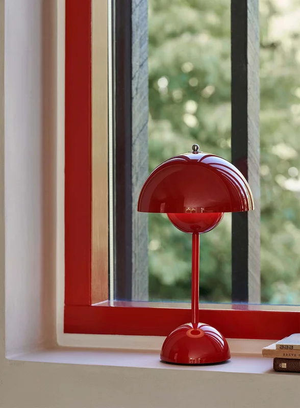 &tradition Flowerpot VP9 oppladbar bordlampe H30 - vermillion rød