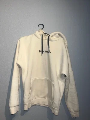 Vit hoodie från Palm Angels