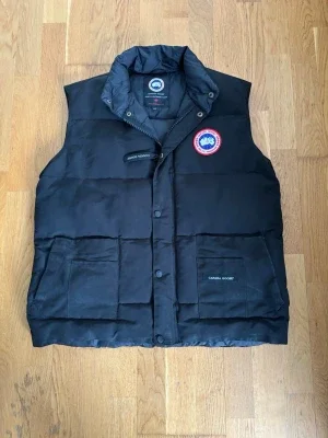 Canada Goose vest - Storlek L