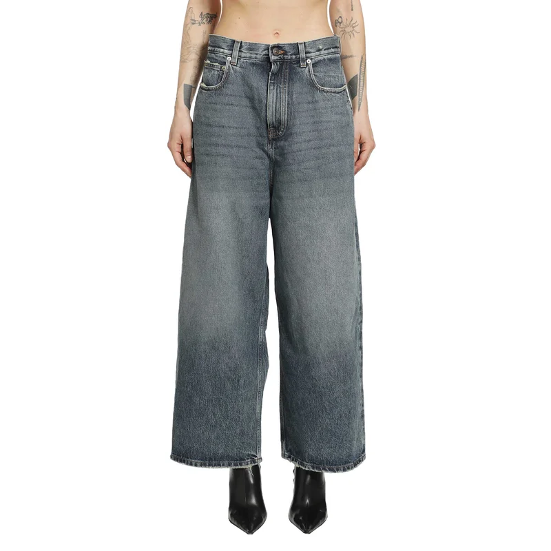 Low Crotch Baggy Jeans