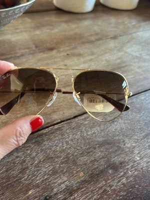 Ray-Ban Gradient aviator solglasögon guld