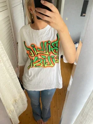 Äkta billie eilish merch