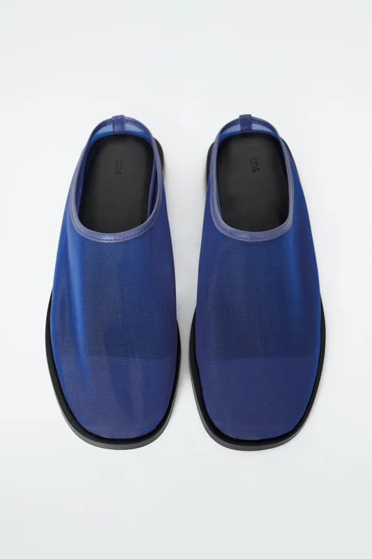 COS Mules Aus Mesh in Blau - Frauen
