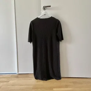 Svart t-shirt klänning