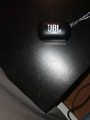 JBL svarta trådlösa in-ear hörlurar
