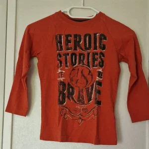 Orange långärmad tröja från Mywear Kids