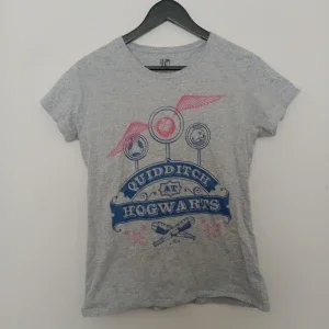 Grå Harry Potter Quidditch t-shirt