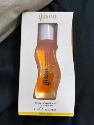 Gisou Honey Infused Lip Oil