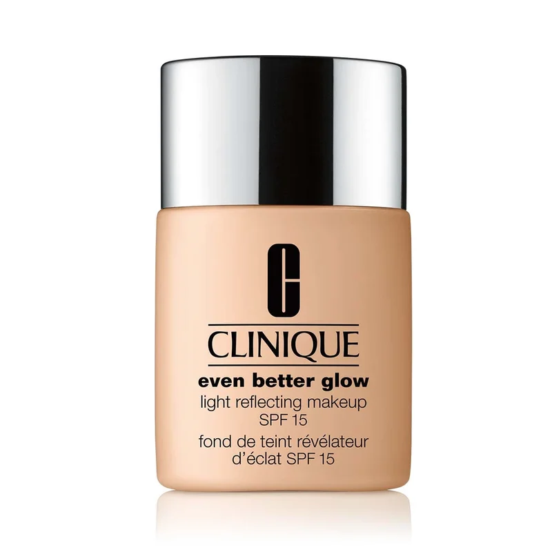 Clinique Even Better Glow Make-Up Fondotinta Illuminante SPF15 CN