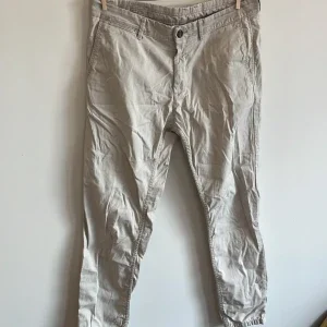 Beige byxor från Zara Man