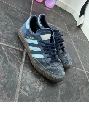 Adidas Spezial blå sneakers