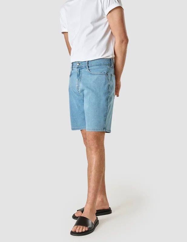 Shaping New Tomorrow - Classic Denim Shorts - Bright Blue - Male - Size 40/