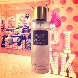 Victoria's Secret Velvet Petals Shimmer