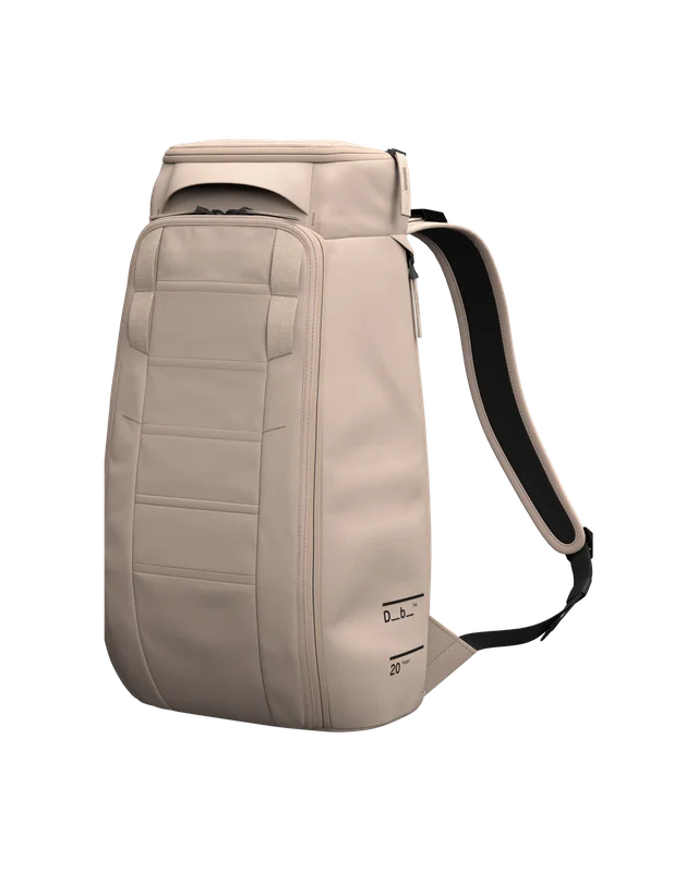 Db - Hugger Backpack 20L Fogbow Beige