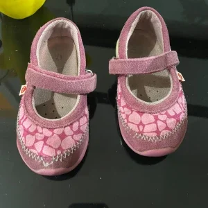 Rosa ballerinaskor från Pax