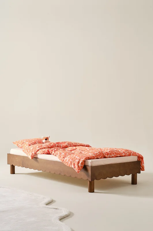 Jotex - Mini Barneseng 90x200 Cm Walnut Color - MERRILL - Kjøp Barnesenger & sprinkelsenger hos Jotex
