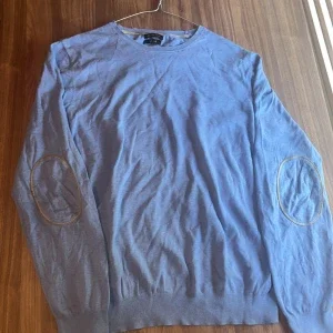 Massimodutti tröja