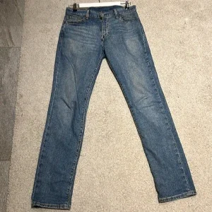 Levis jeans