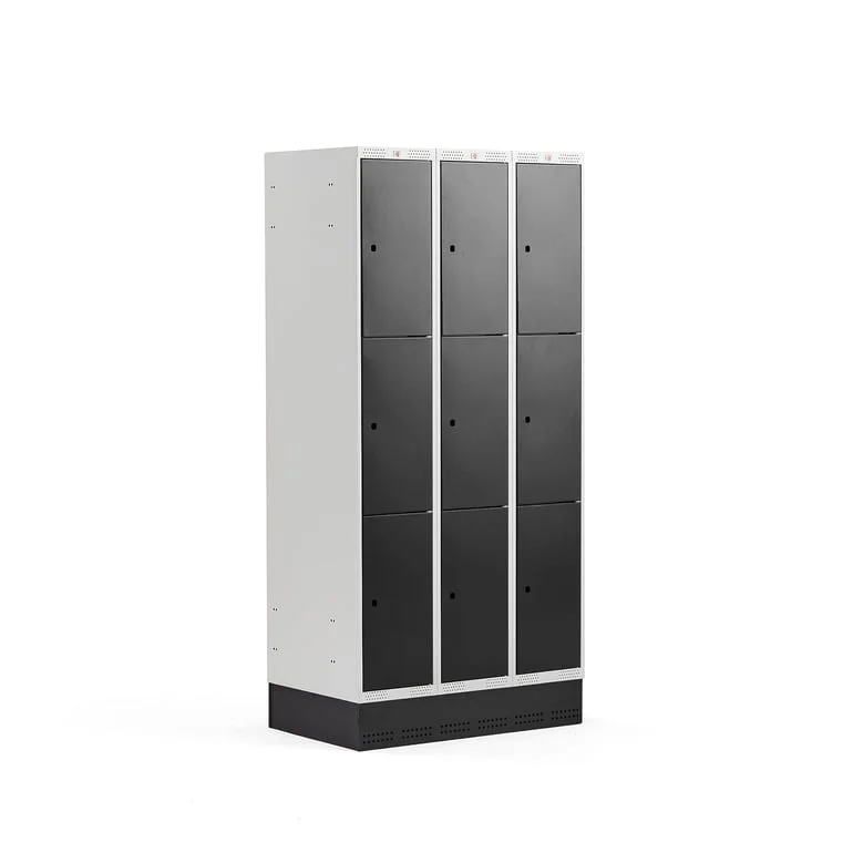 3 door locker CLASSIC, skirting base, 3 modules, 1890x900x550mm, black