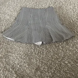 Kjol med shorts