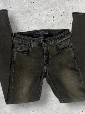 Svarta slim jeans från Jacob Cohen