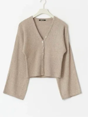 Beige cropped cardigan från Gina Tricot