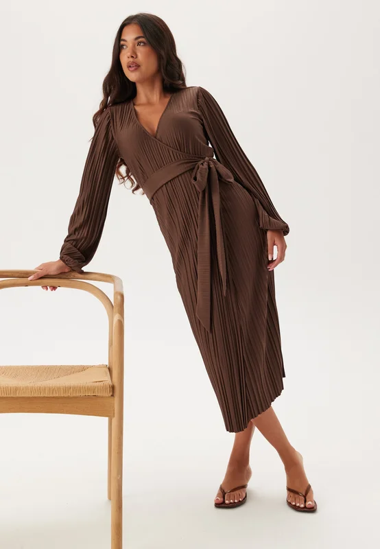 BUBBLEROOM - Pleated Wrap Dress - Brown
