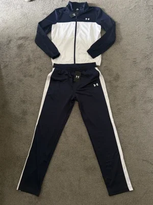 Under armour tracksuit