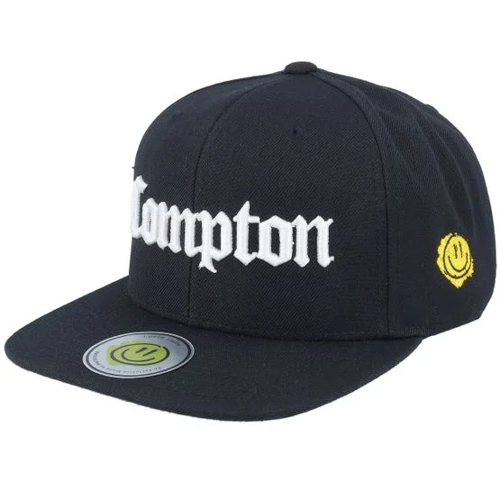 Lucid Smile - Zwart snapback Cap - Compton 3d Script Black Snapback @ Hatstore