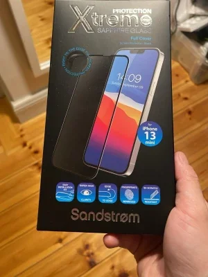 Sandstrøm Xtreme skärmskydd iPhone 13 mini