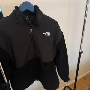 The north face fleece