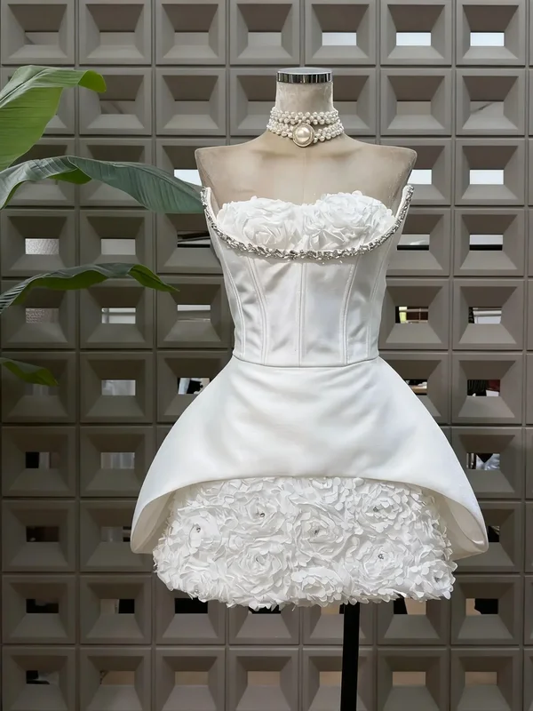 AliExpress - Neue Frauen Sexy rückenfreie Blumen trägerlose Strass Diamant stilvolle Mode schicke Kleider Party Weihnachten Ball Abendkleid Kleid