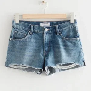 & Other stories shorts