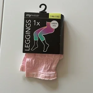 Rosa leggings från MyWear
