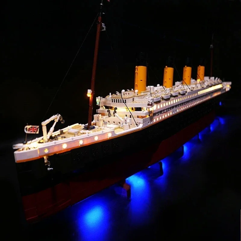 AliExpress - Ensemble d'éclairage LED adapté aux blocs de construction LEGO Titanic 10294, jouets de lampe (modèle non inclus)