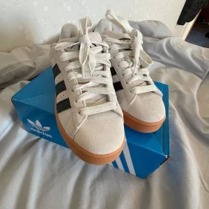 Adidas Campus sneakers