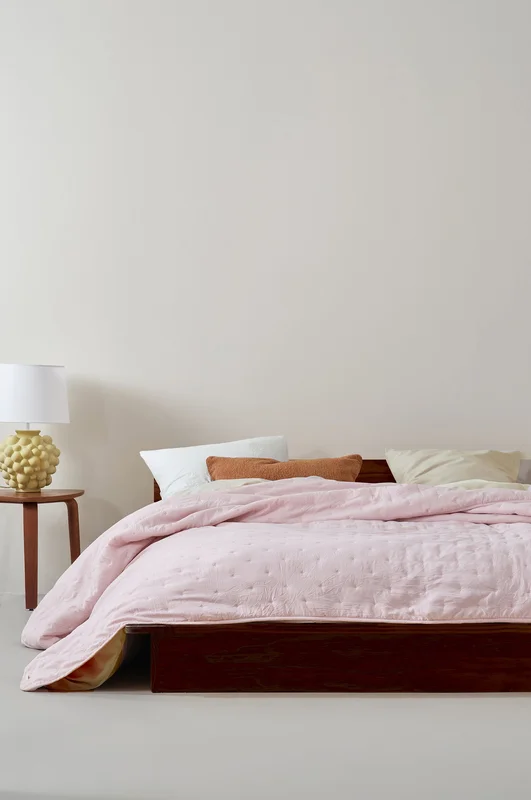 Jotex - 260 Calm Sengeteppe Pudderrosa - Bedspread - Kjøp Dobbeltseng hos Jotex