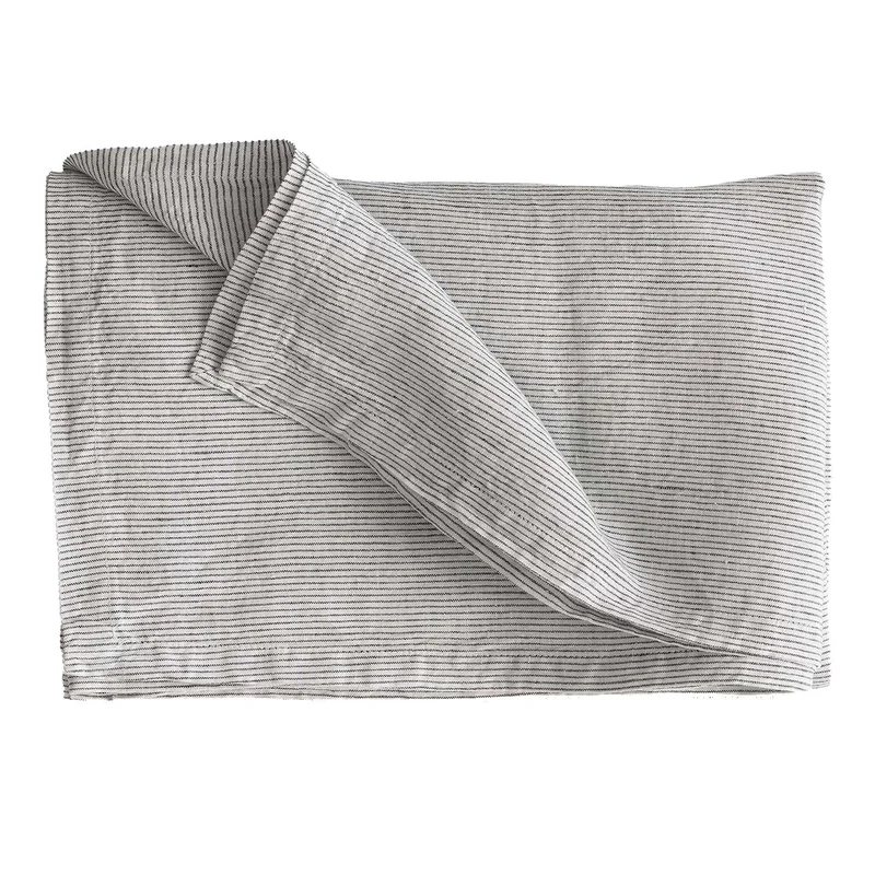 Tell me more Bordsduk i linne 145x330 cm, pinstripe | Dukning & Servering > Textil > Duk | Bagaren och Kocken