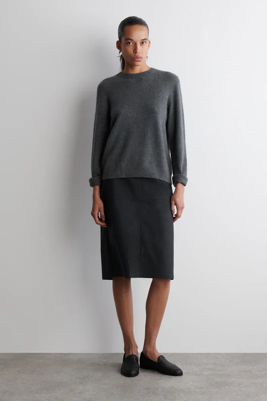 COS Cashmere Crew-Neck Jumper in Grey - Women