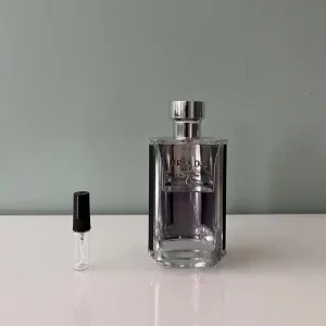 1 ml sample/doftprov av Prada L'Homme edt
