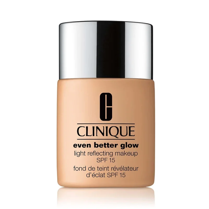 Clinique Even Better Glow Make-Up Fondotinta Illuminante SPF15