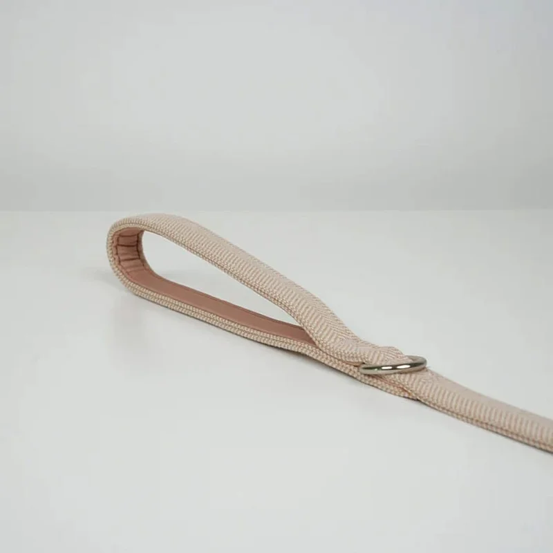 Staey Elma Leash Light Rose M, Tøj & Bolig, Tilbehør Til Kæledyr, Halsbånd & Seler