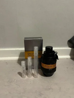 Spicebomb Extreme med provflaskor