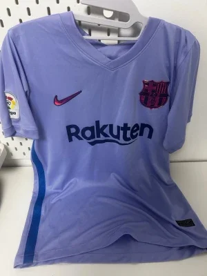 Lila FC Barcelona t-shirt Nike