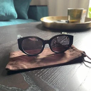 Svarta solglasögon Corlin Eyewear
