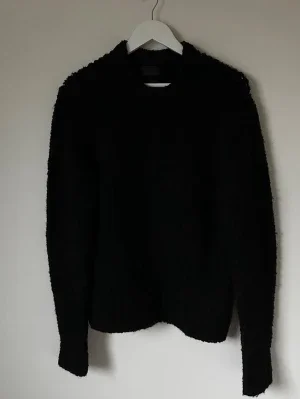 Svart stickad tröja Studio Zara Man