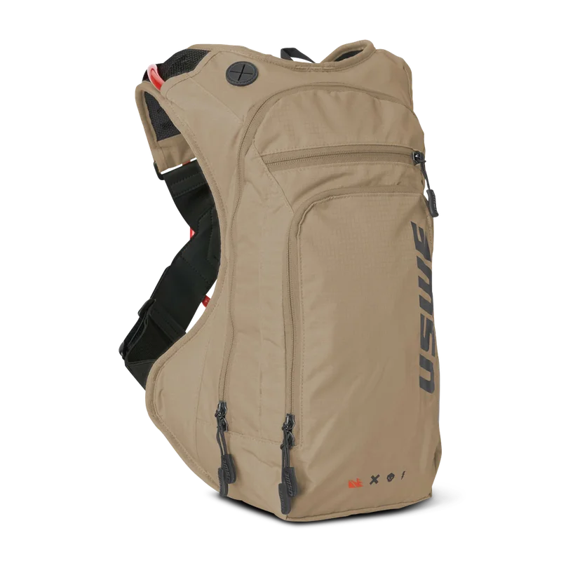 USWE Outlander Moto Vätskeryggsäck 9L Sand