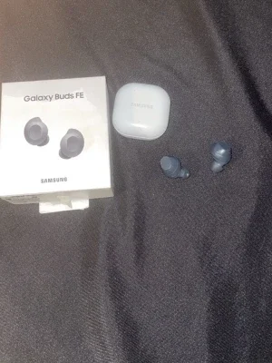 Samsung Galaxy Buds FE trådlösa in-ear